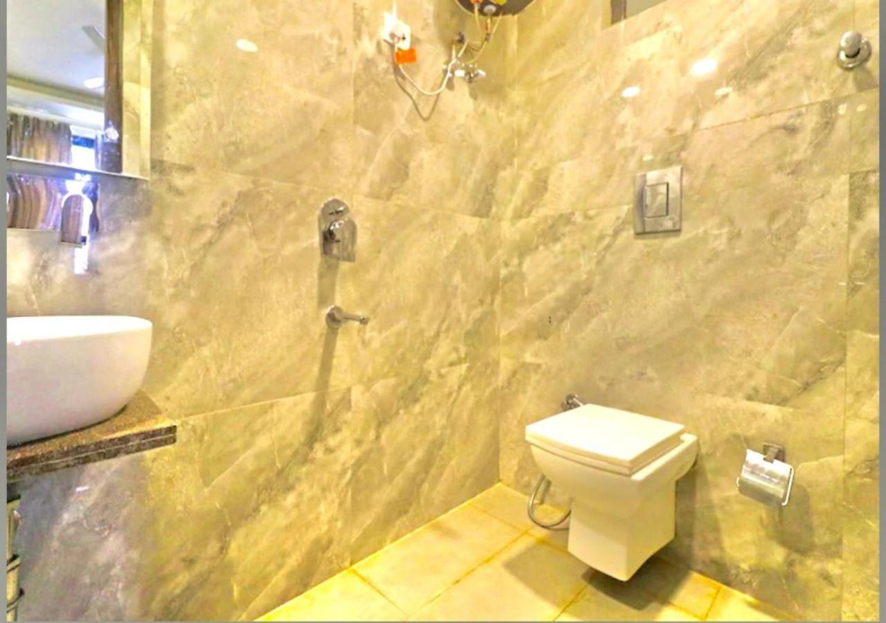 Hotel The Glory Near Delhi International Airport New Delhi Exterior photo