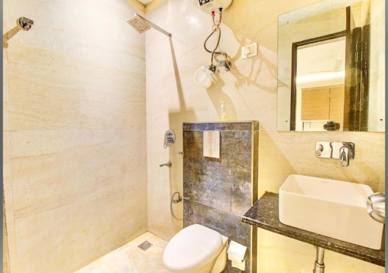 Hotel The Glory Near Delhi International Airport New Delhi Exterior photo